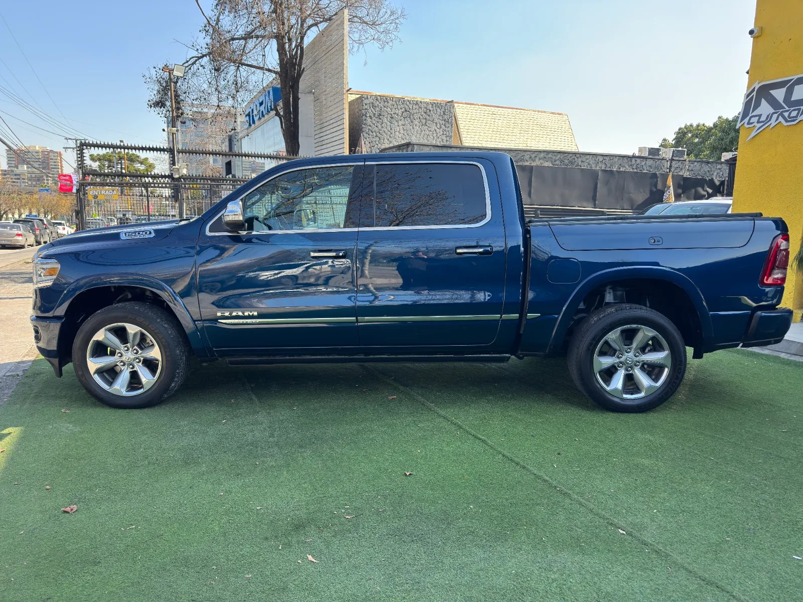 RAM 1500 Limited 2021 - Imagen 4 de 20