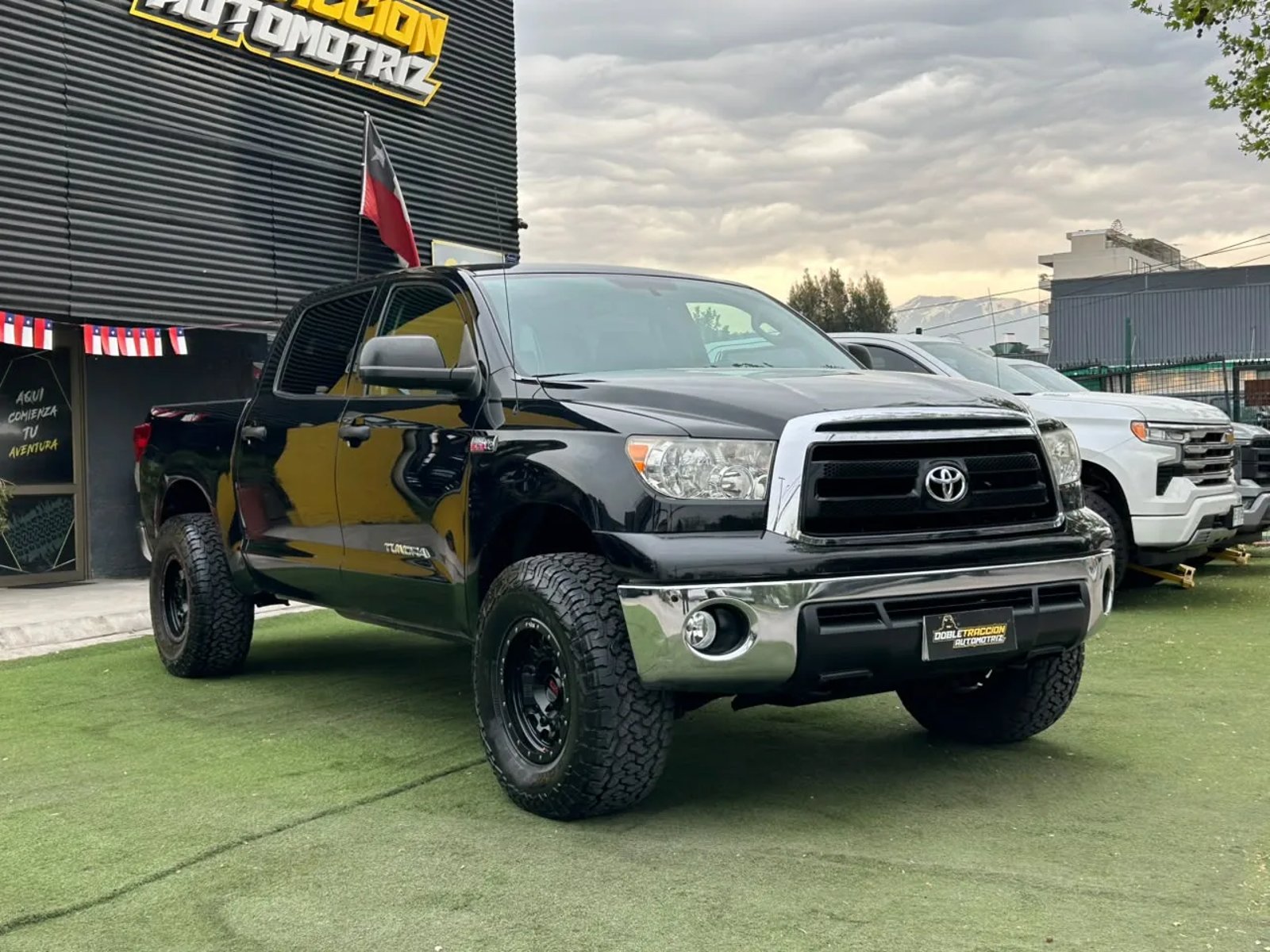 Toyota Tundra 5.7 4x4 2011