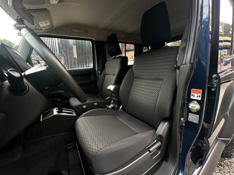 Suzuki Jimny GLX 2024 - Imagen 17 de 20