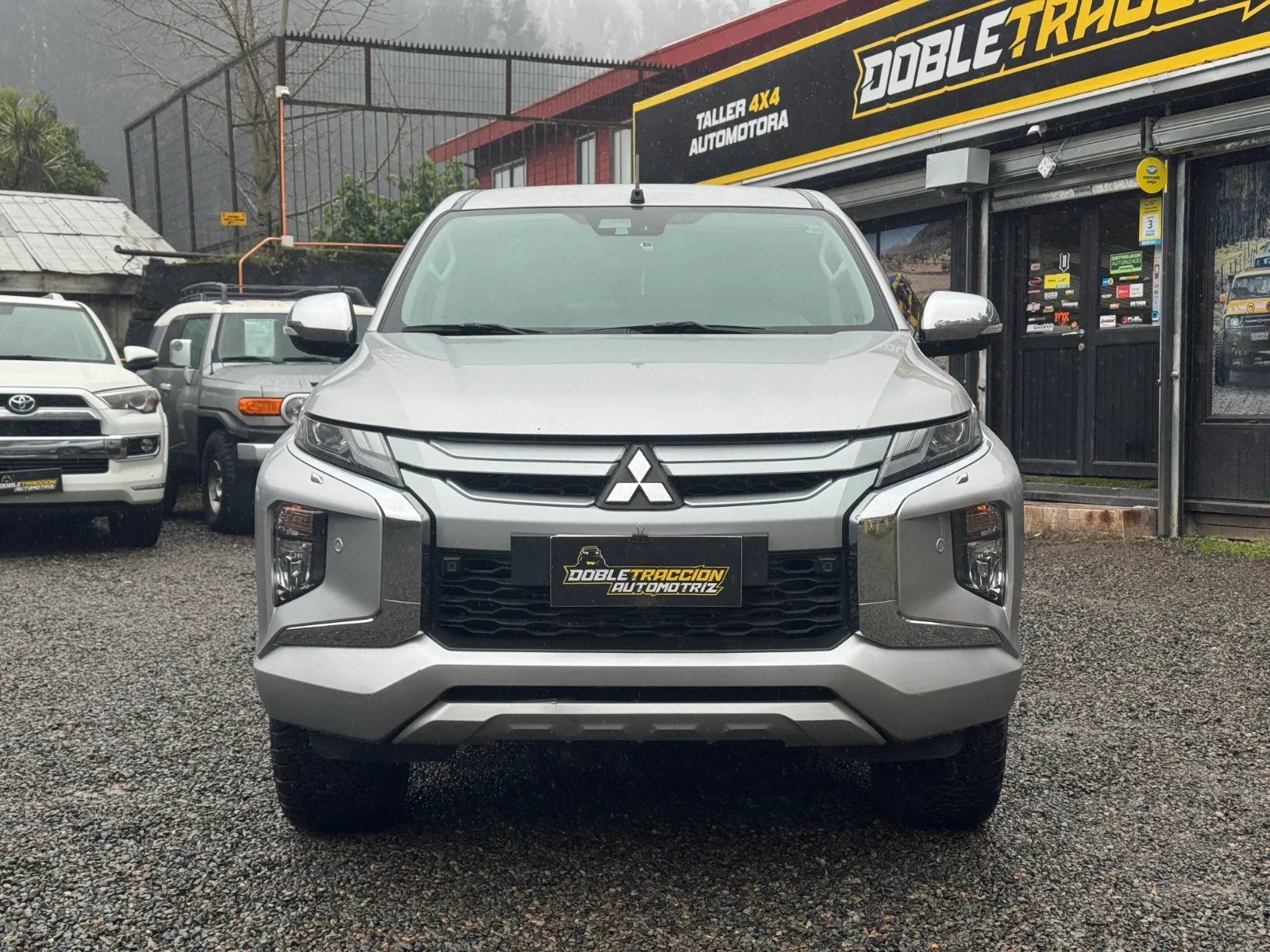 Mitsubishi L200 Dakar 2021 - Foto 2 de 19