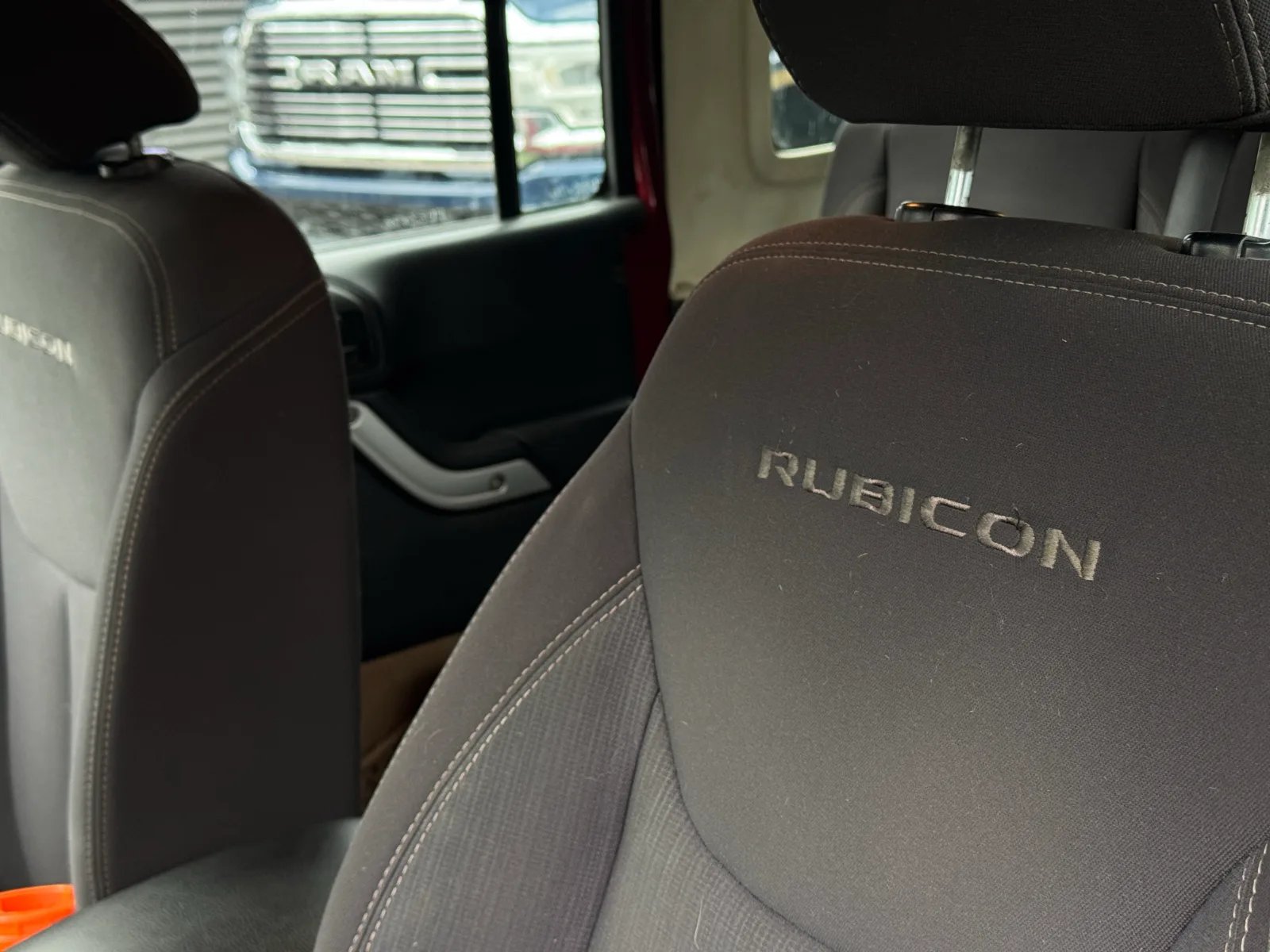 Jeep Wrangler JKU Rubicon 2013 - Imagen 16 de 19