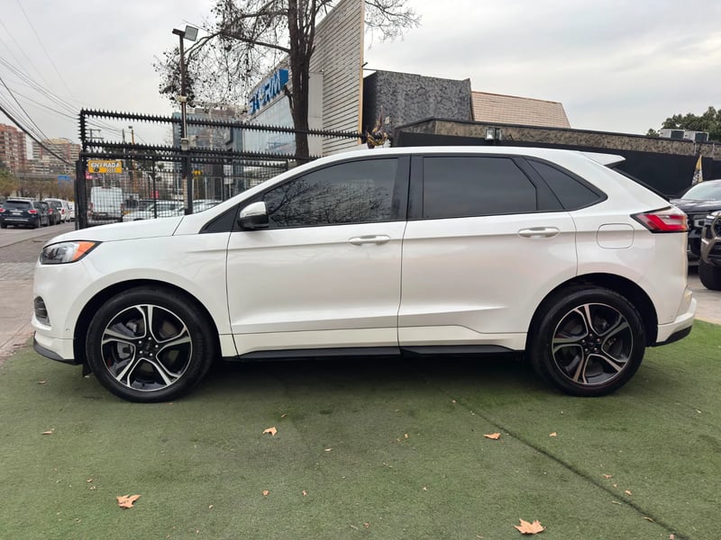 Ford Edge ST 2023 - Imagen 4 de 20