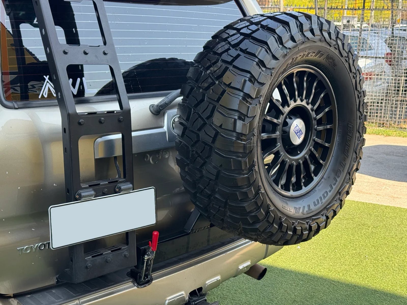 TOYOTA 4RUNNER SR5 4WD 4.0 AUT 2004 - Imagen 9 de 13