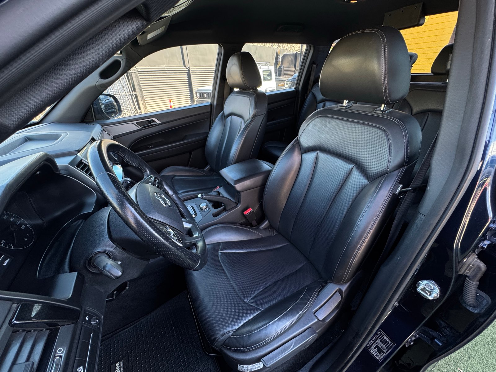 SsangYong Musso Grand Limited 2023 - Imagen 15 de 19