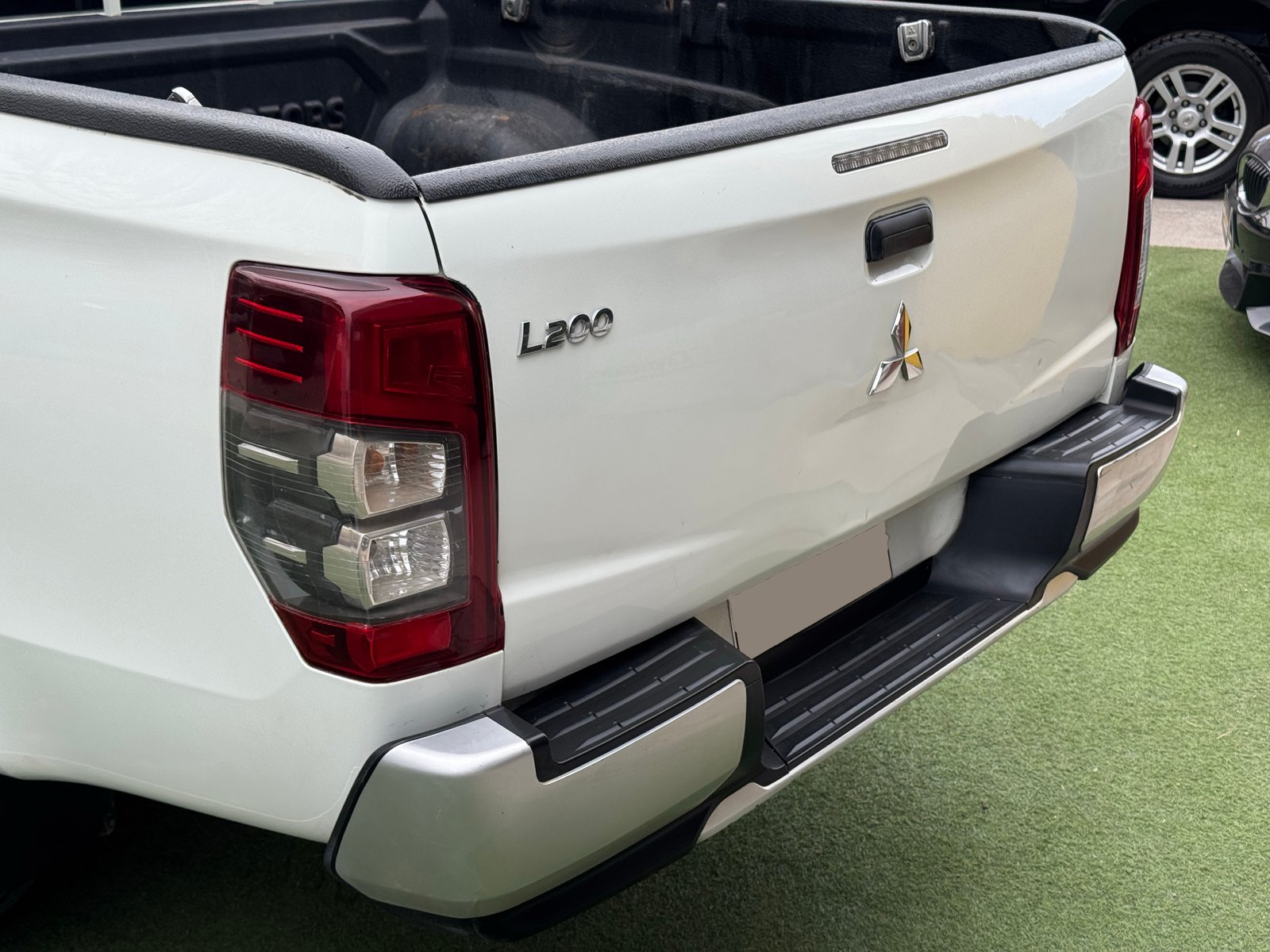 Mitsubishi L200 Katana CRT 2022 - Imagen 12 de 18