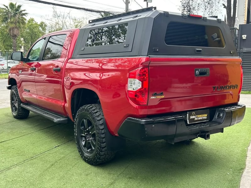 Toyota Tundra Limited 4x4 2019 - Imagen 8 de 17