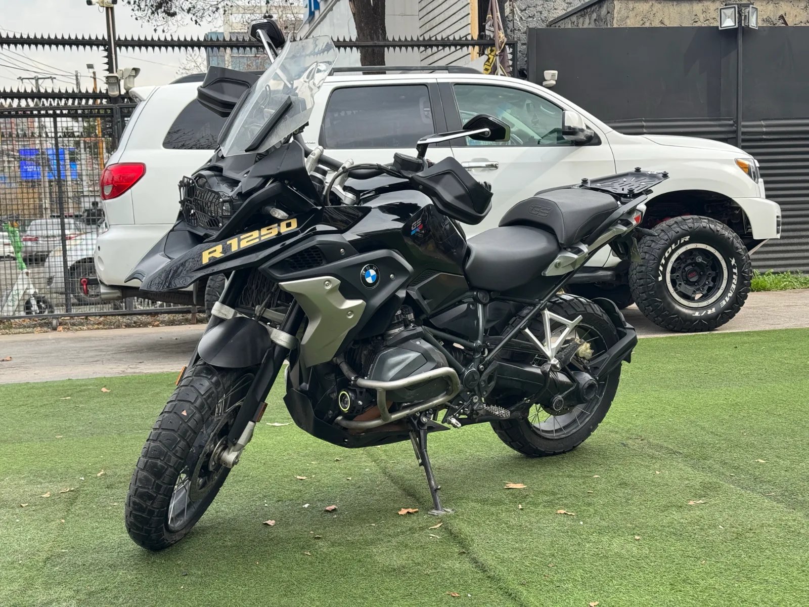 BMW GS 1250 II 2021 - Foto 2 de 14