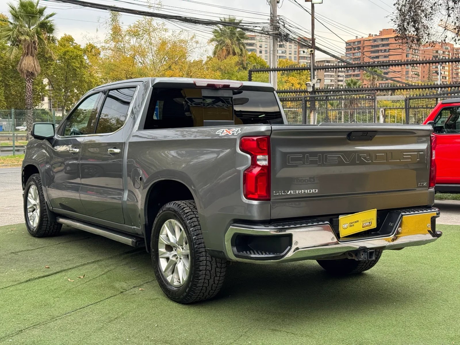 Chevrolet SILVERADO 4X4 3.0L AUT 2022 - Foto 4 de 15