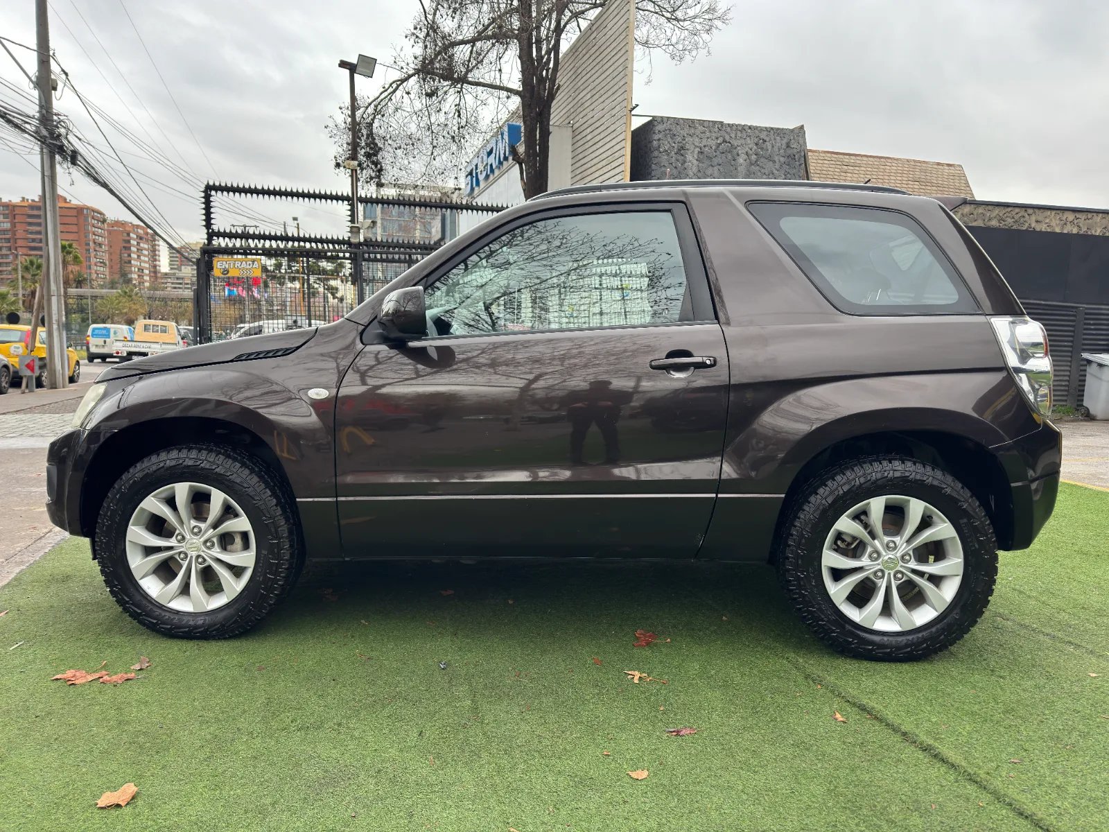 Suzuki Grand Vitara GLX 2015 - Foto 4 de 19