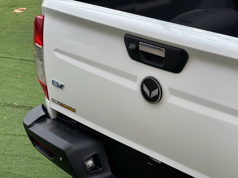 ZNA New R6 EV 2025 - Imagen 12 de 20