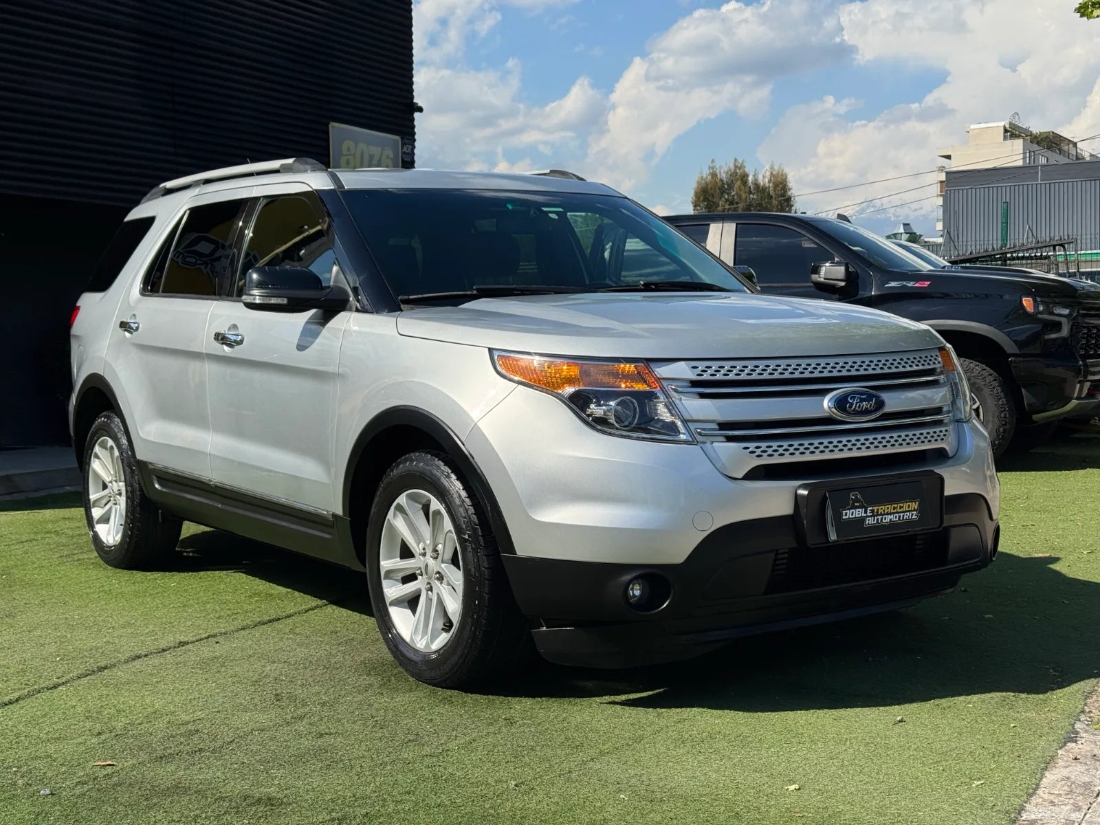 Ford Explorer XLT 2014
