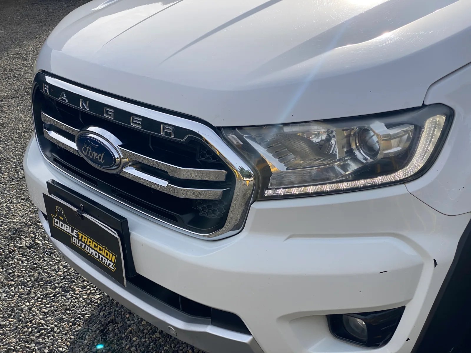 Ford RANGER LIMITED 2020 - Foto 4 de 17