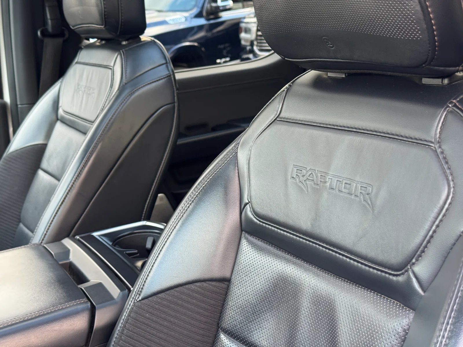 Ford F-150 Raptor 2022 - Imagen 16 de 20