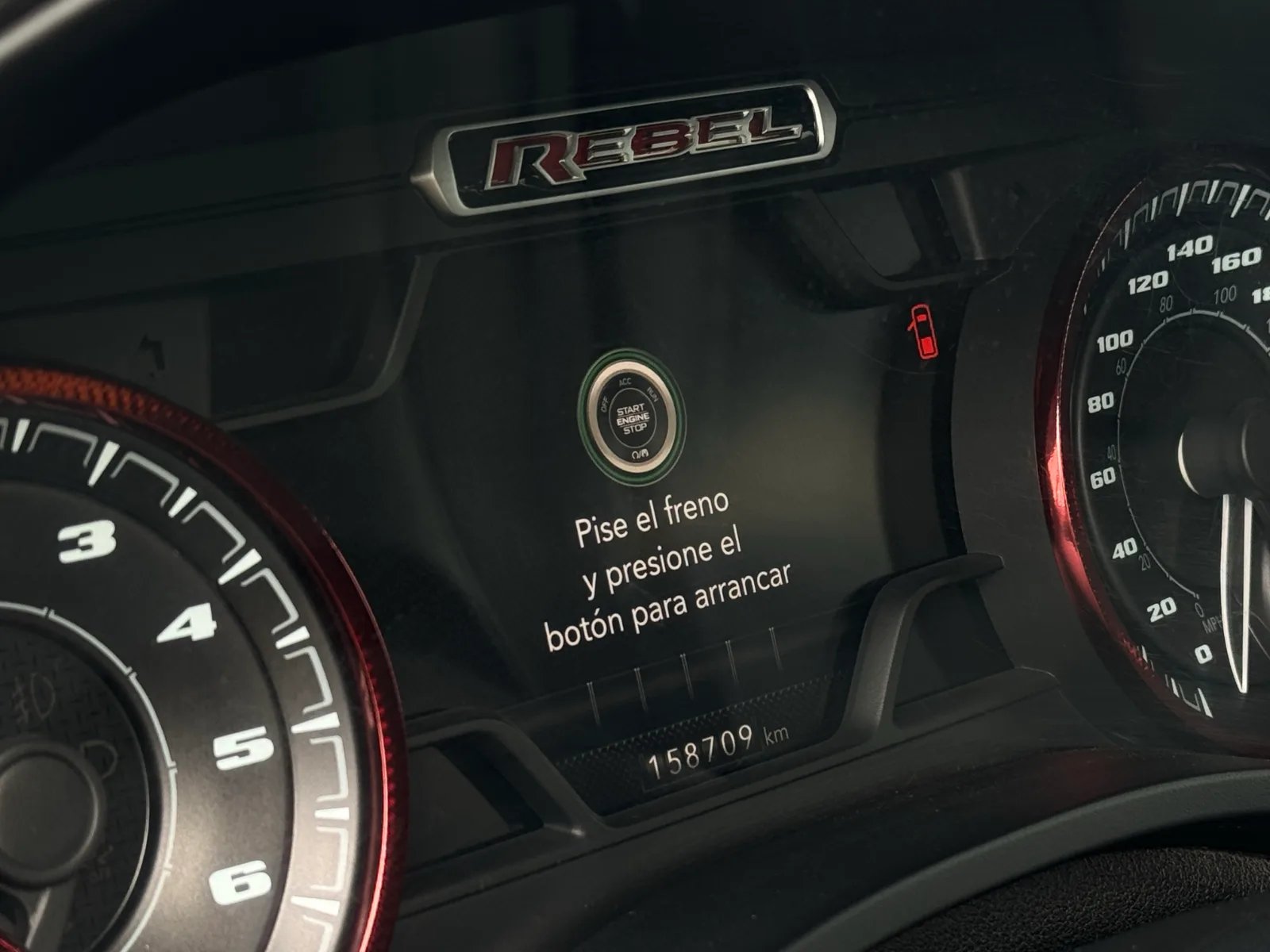 RAM 1500 Rebel 2020 - Imagen 14 de 20