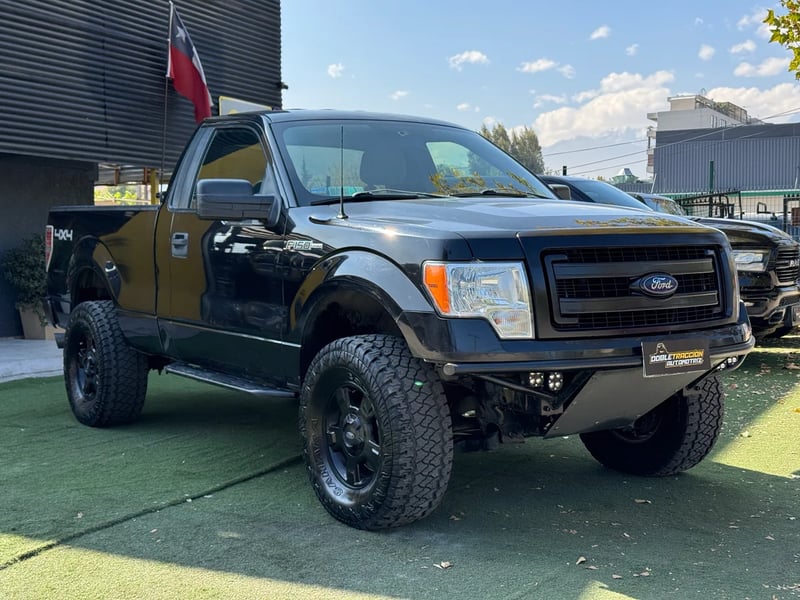 Ford F150 XLT 4X4 3.7 2013