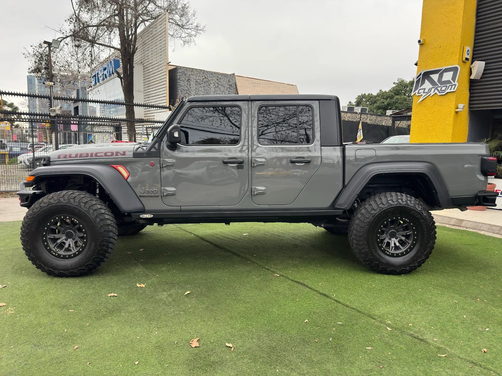 Jeep Gladiator JT Rubicon 2023 - Foto 4 de 20
