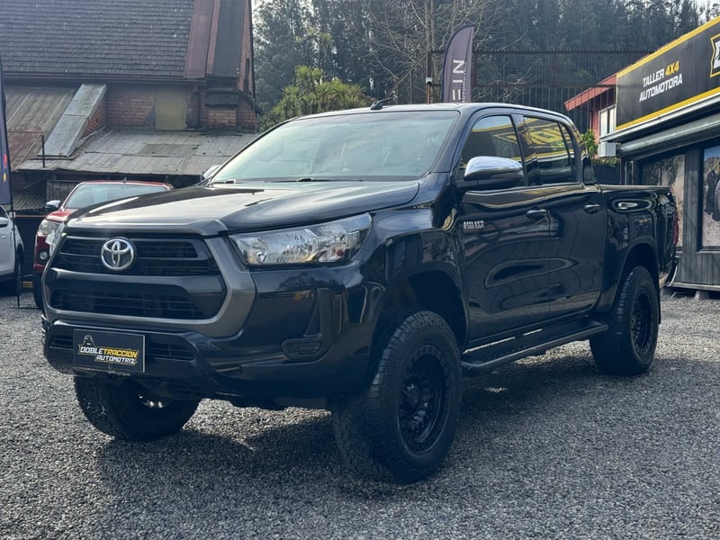 Toyota Hilux SR 2022 - Imagen 3 de 19