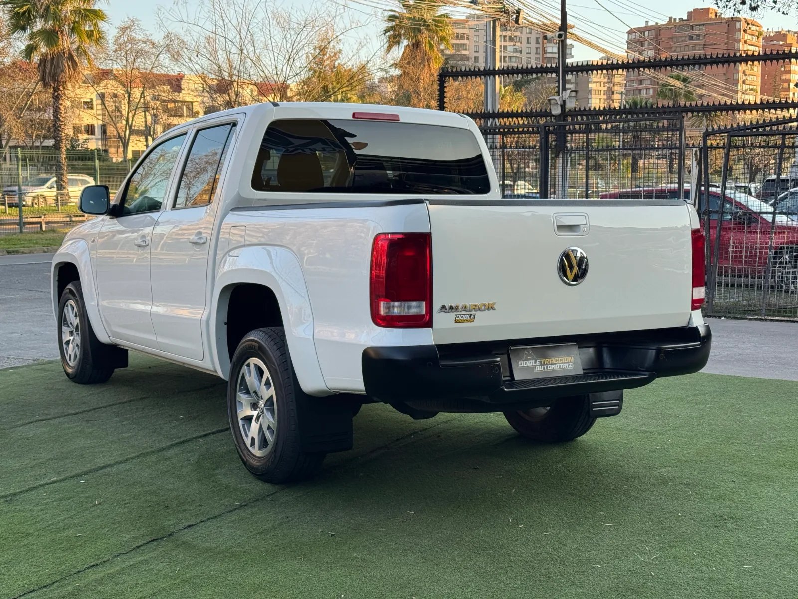 Volkswagen Amarok Confortline 4x4 AT 2022 - Foto 5 de 17