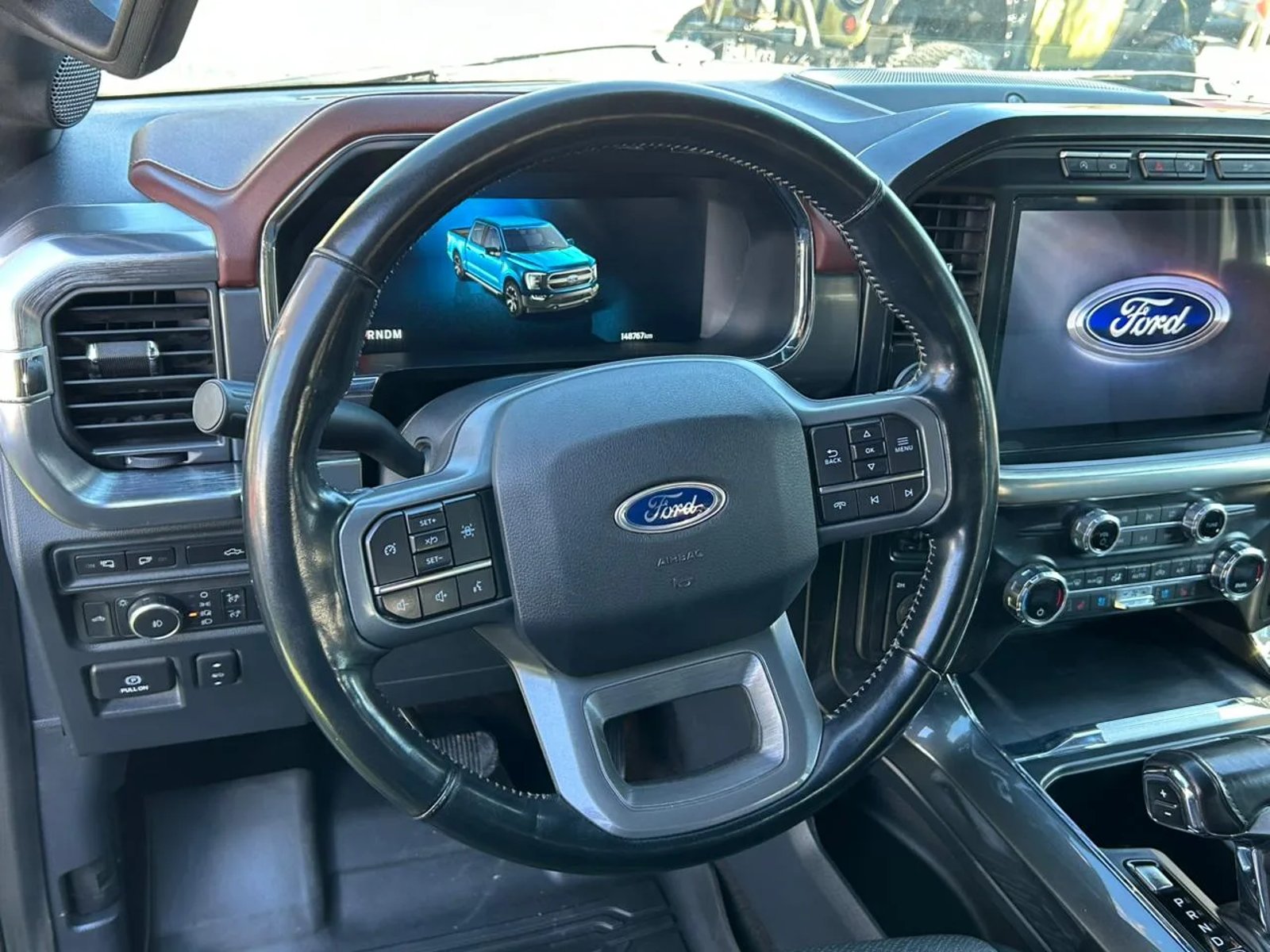 Ford F-150 Lariat Sport 5.0 2022 - Imagen 12 de 16