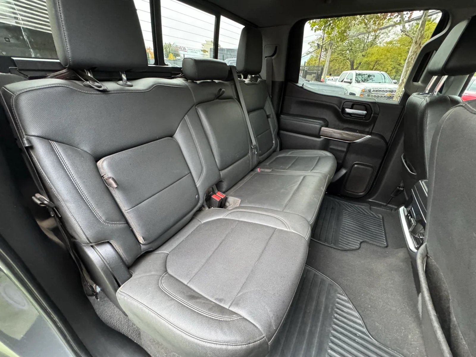 CHEVROLET SILVERADO 4X4 3.0L AUT 2022 - Imagen 12 de 15