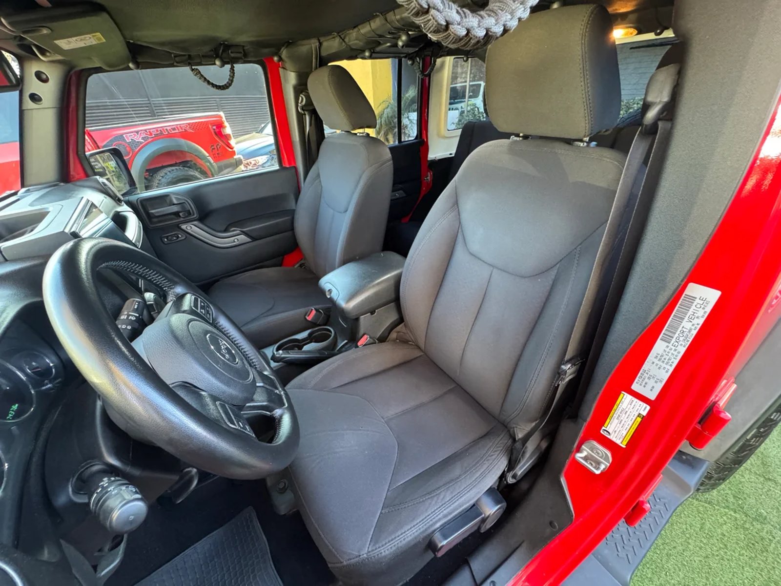 JEEP Wrangler JKU Sport 2015 - Imagen 14 de 15