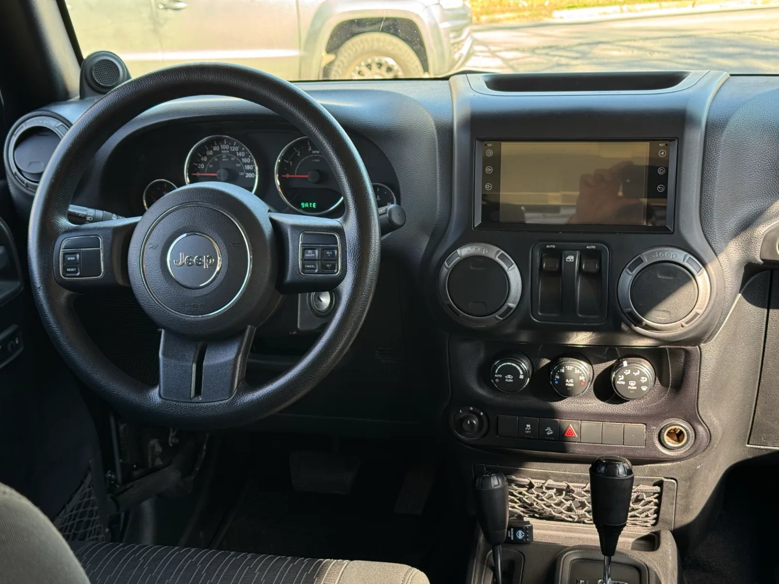 Jeep Wrangler JK Sport 2013 - Imagen 16 de 17
