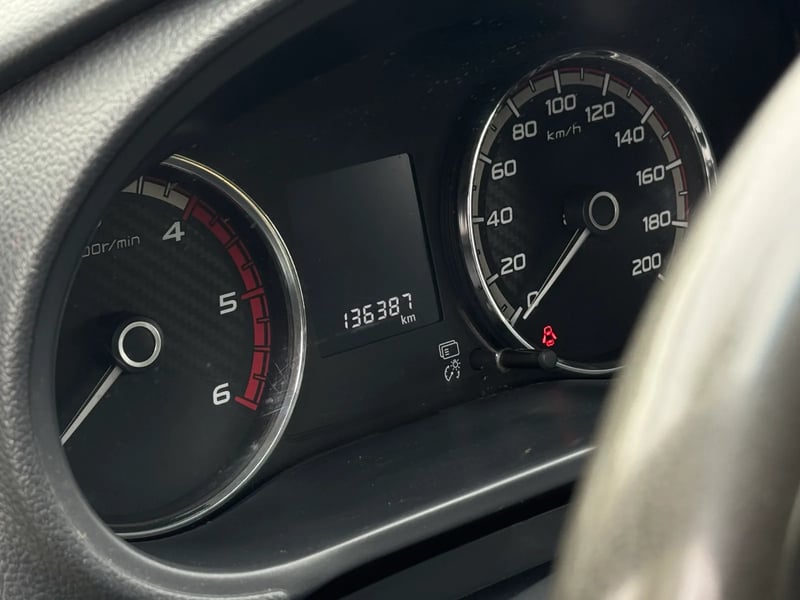 Mitsubishi L200 Katana CRT 2021 - Imagen 13 de 16