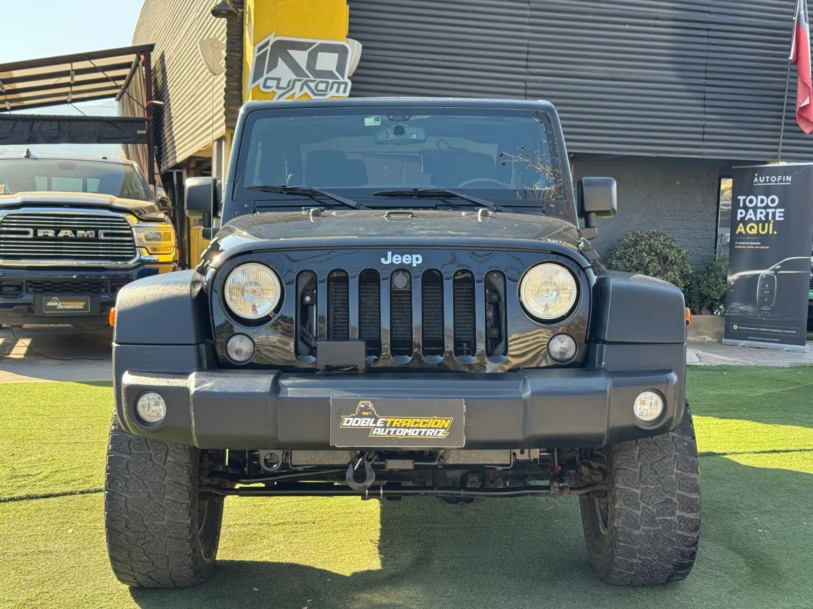 Jeep Wrangler JK Sport 2013 - Foto 2 de 17