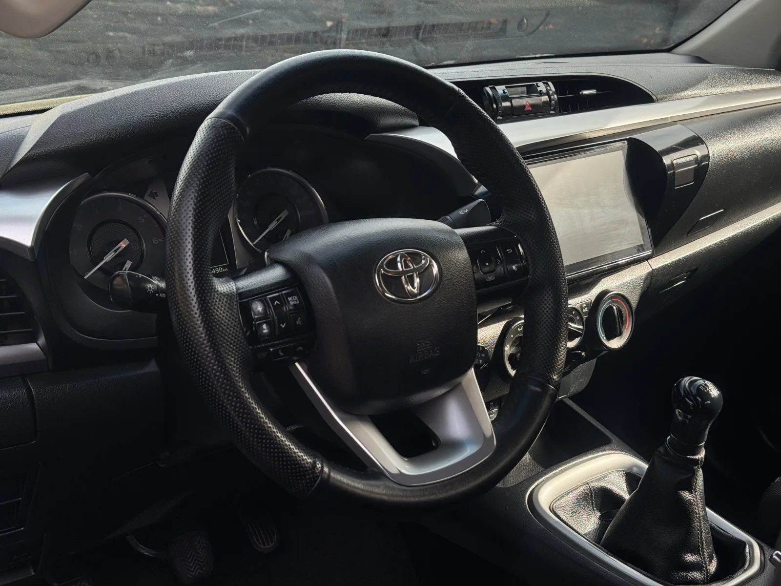 Toyota Hilux SR 2022 - Imagen 13 de 19