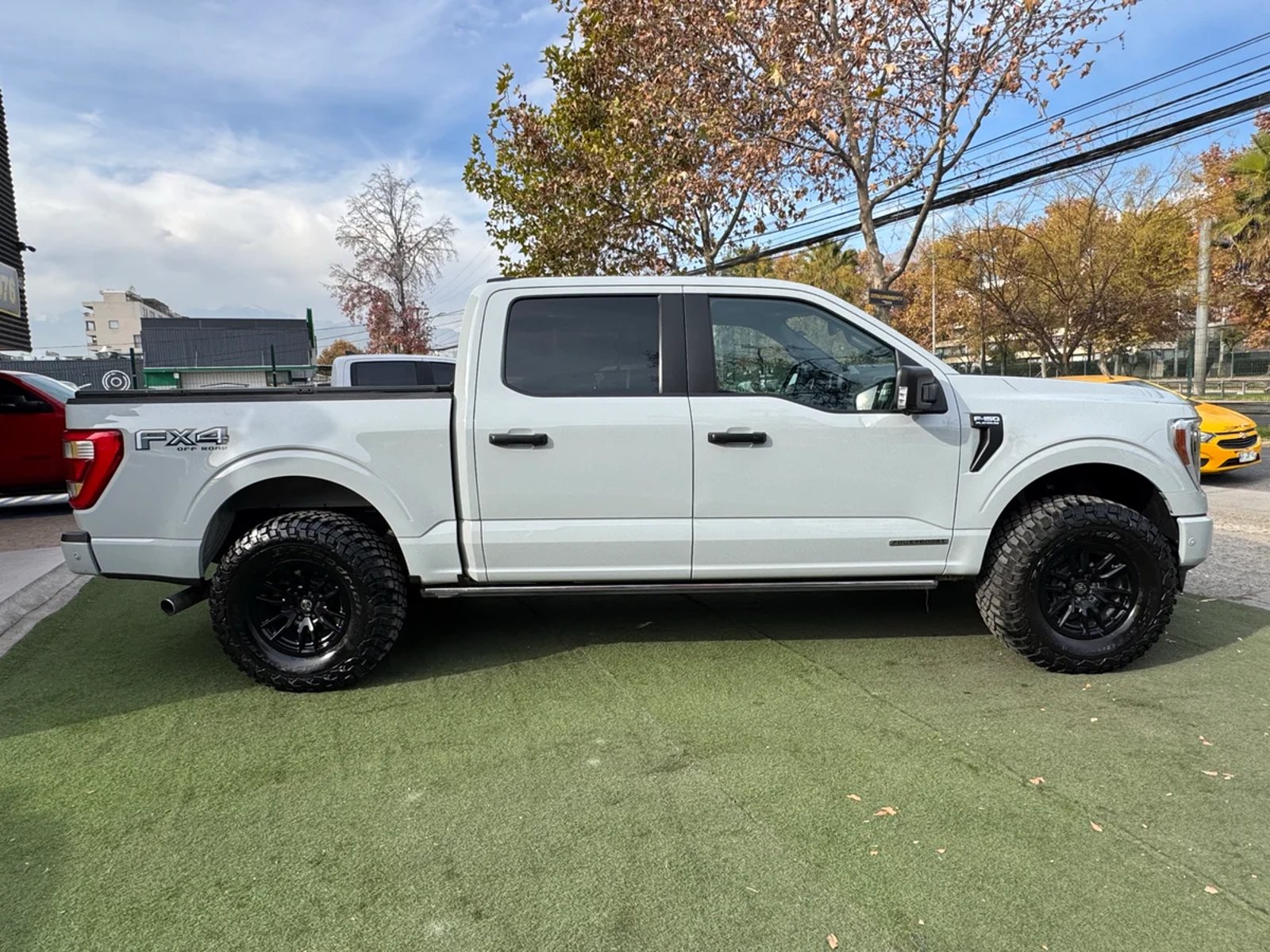 FORD F150 PLATINUM ECOBOOST 3.5 AUT 2024 - Imagen 8 de 15