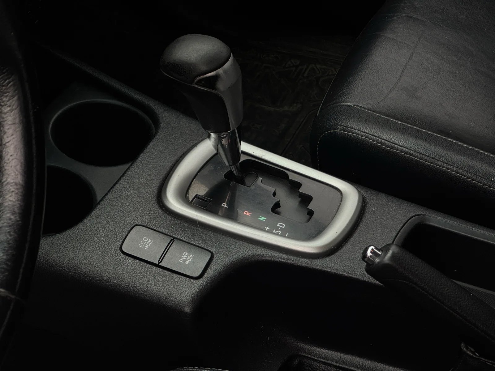 Toyota Hilux SRV 2018 - Imagen 16 de 19
