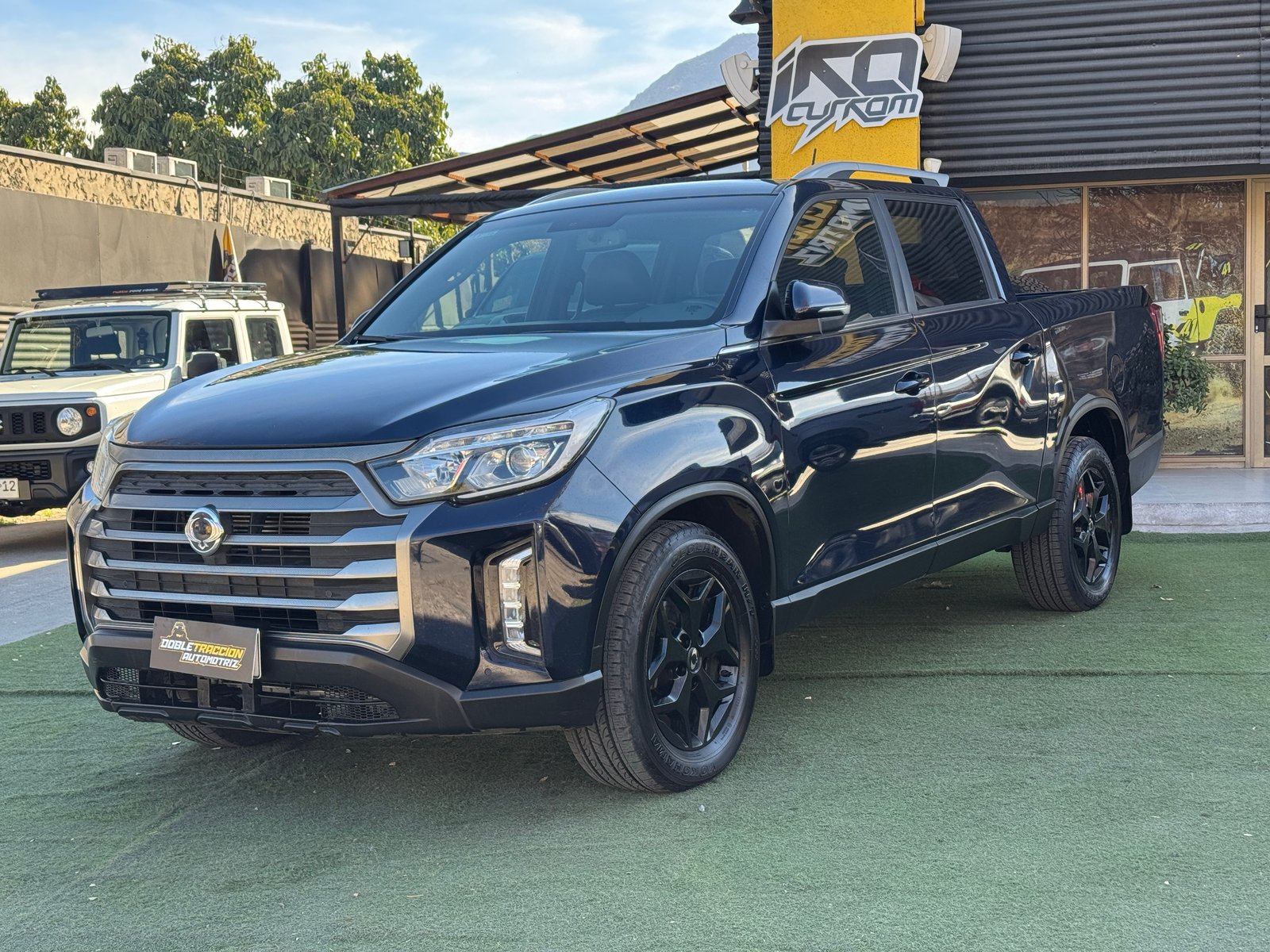 SsangYong Musso Grand Limited 2023 - Foto 3 de 19