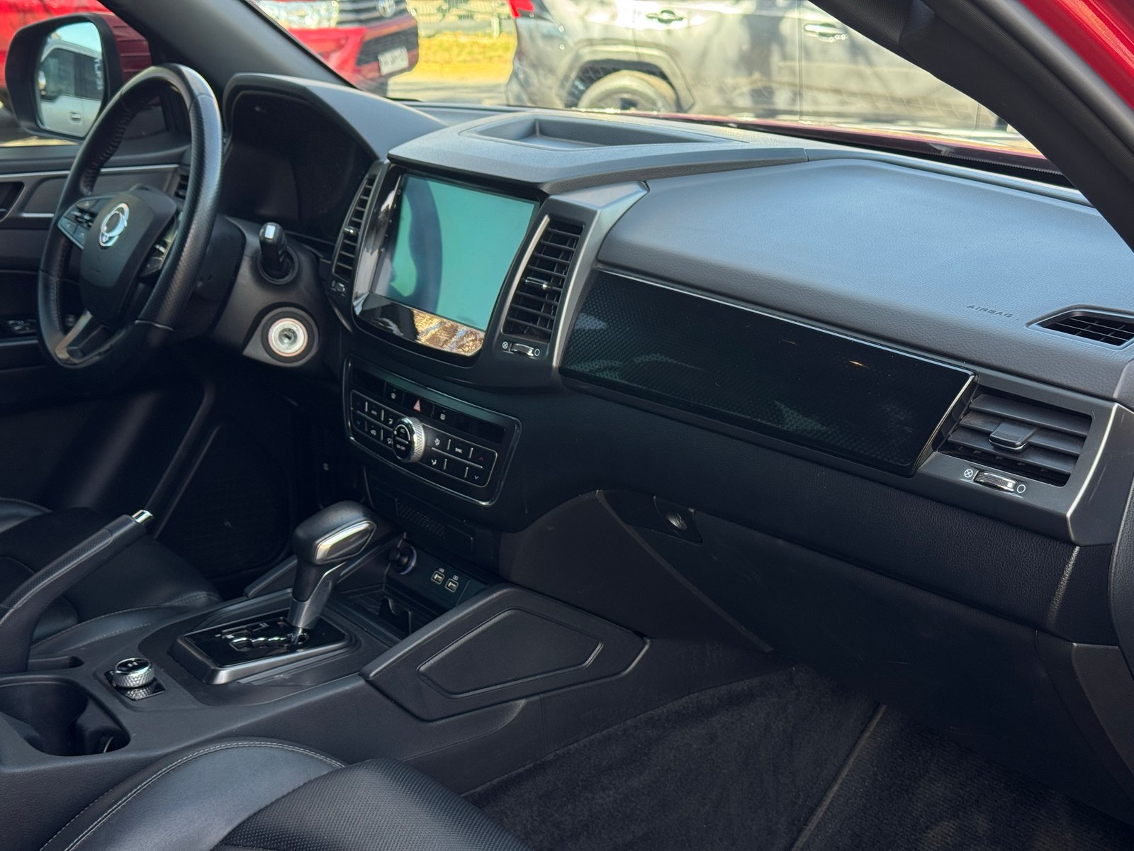 SsangYong Musso Grand Limited 2023 - Imagen 16 de 19
