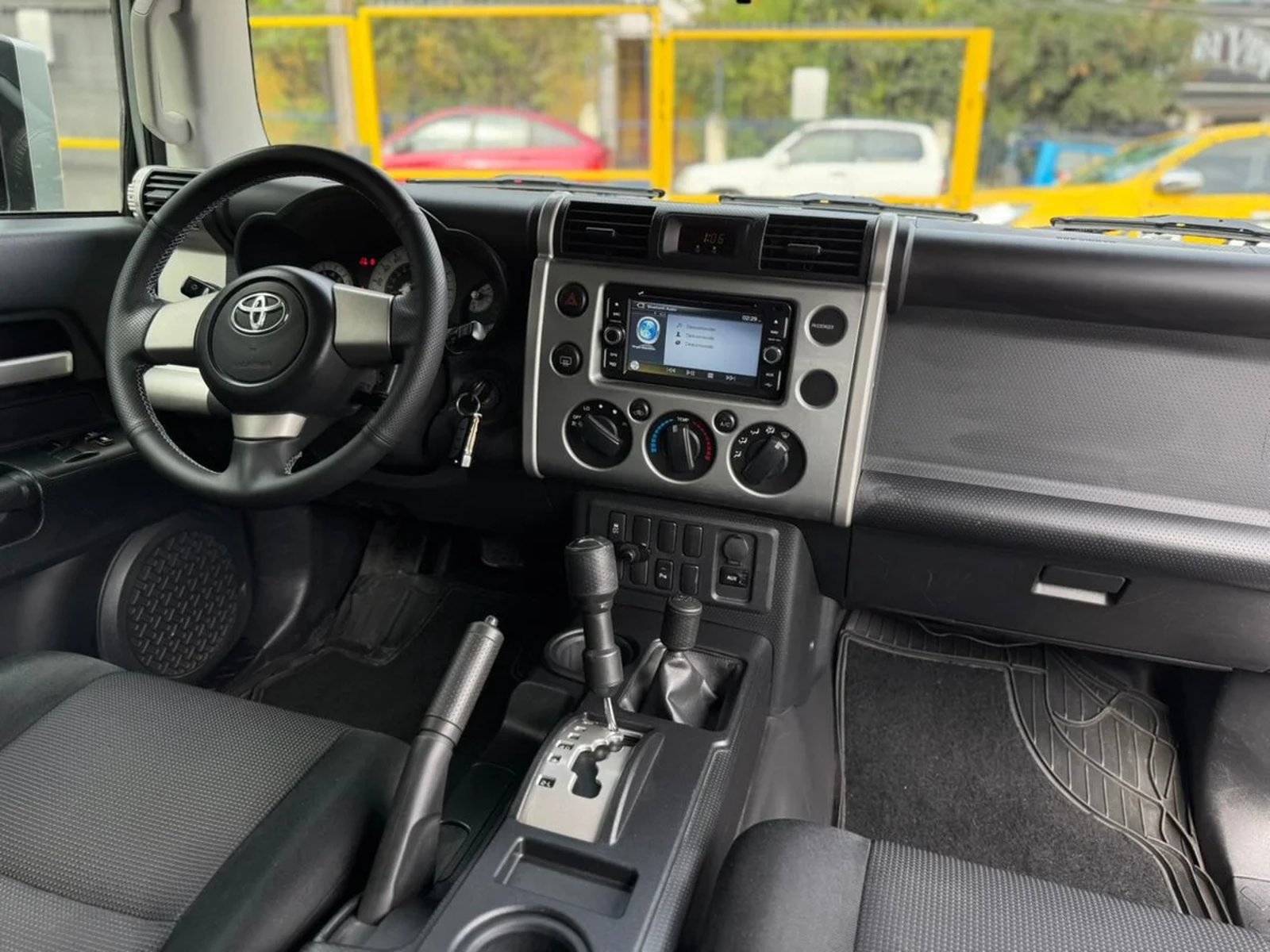 TOYOTA 4 RUNNER 4.0 AUT 2009 - Imagen 9 de 13