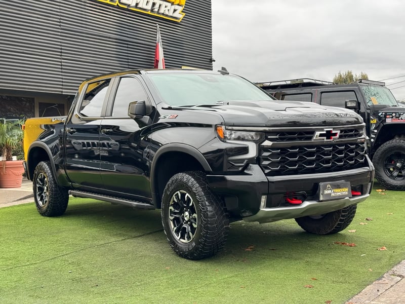 Chevrolet Silverado ZR2 2023