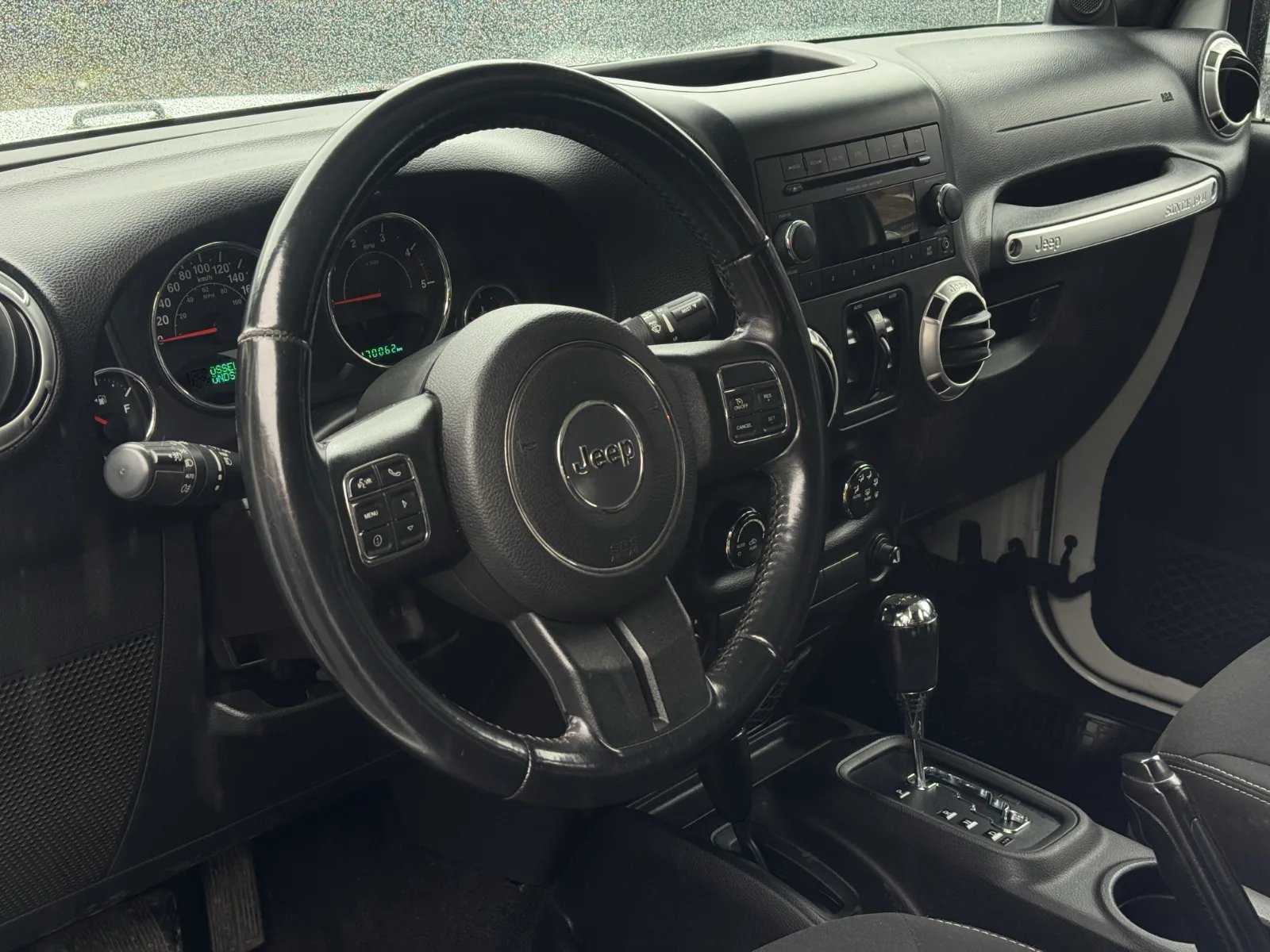 Jeep Wrangler JKU Sahara 2015 - Imagen 13 de 20