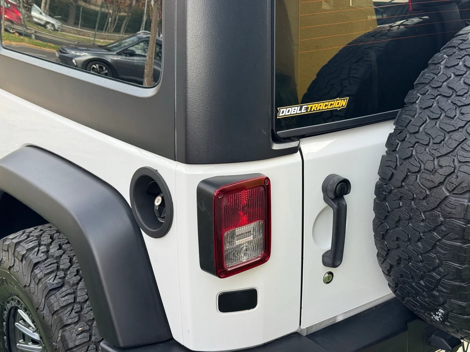 JEEP WRANGLER SPORT 2.8 AUT 2018 - Imagen 12 de 15