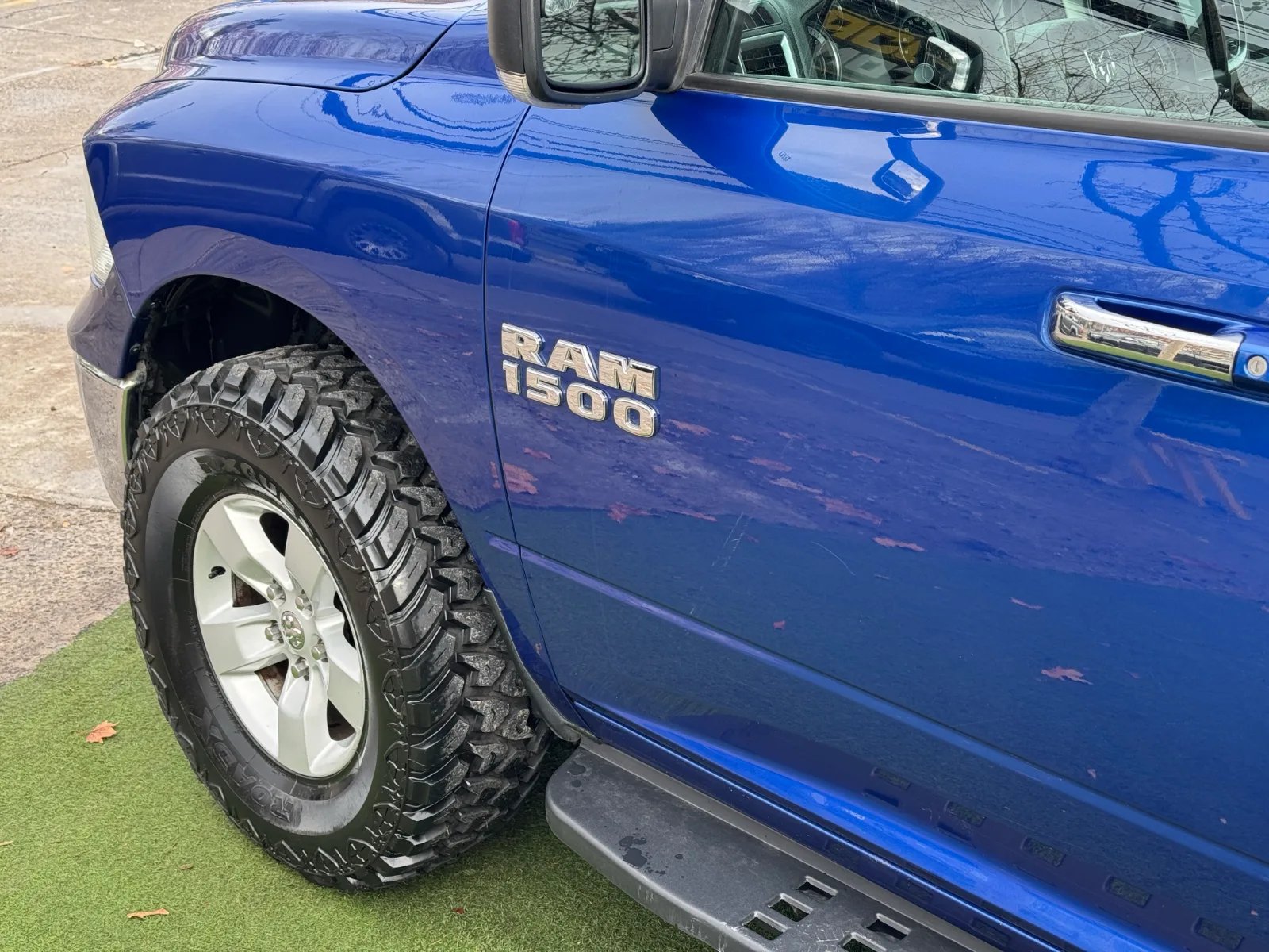 RAM 1500 SLT 2018 - Imagen 10 de 19