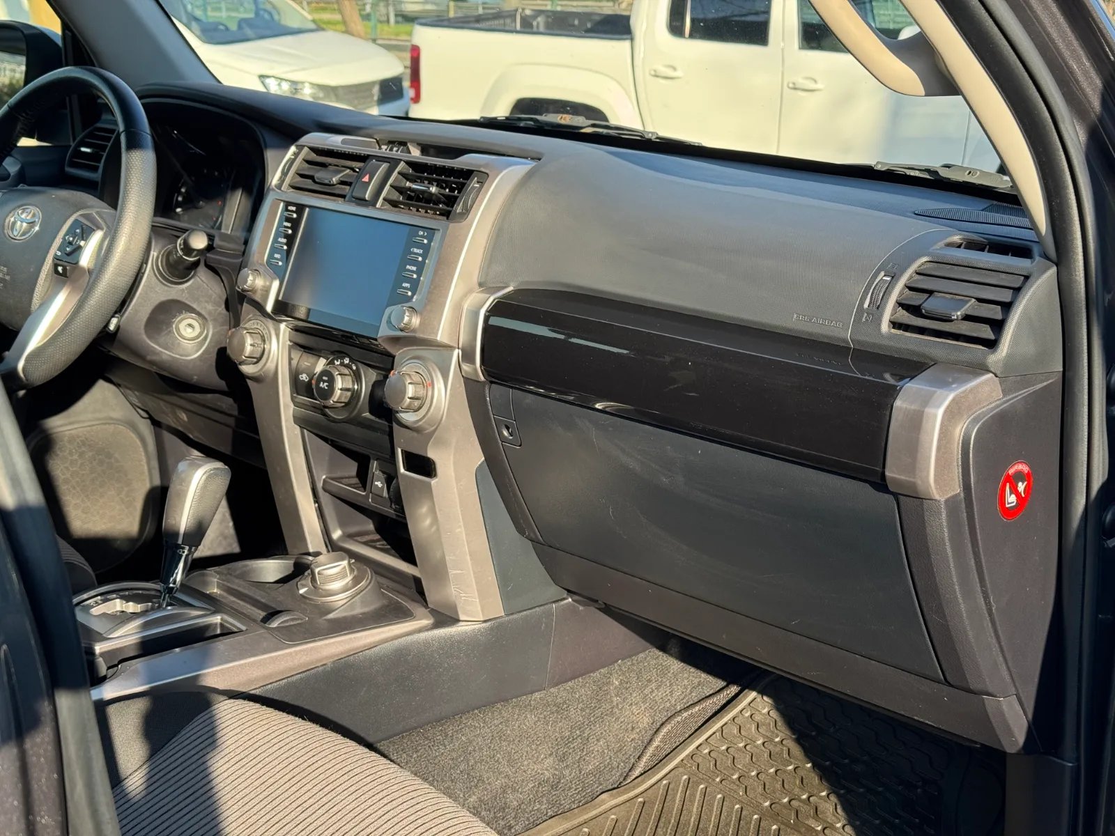 Toyota 4Runner SR5 2021 - Imagen 14 de 17