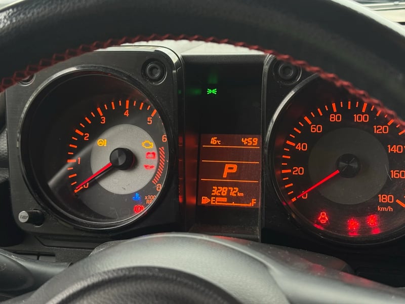 Suzuki Jimny GLX 2024 - Imagen 12 de 13