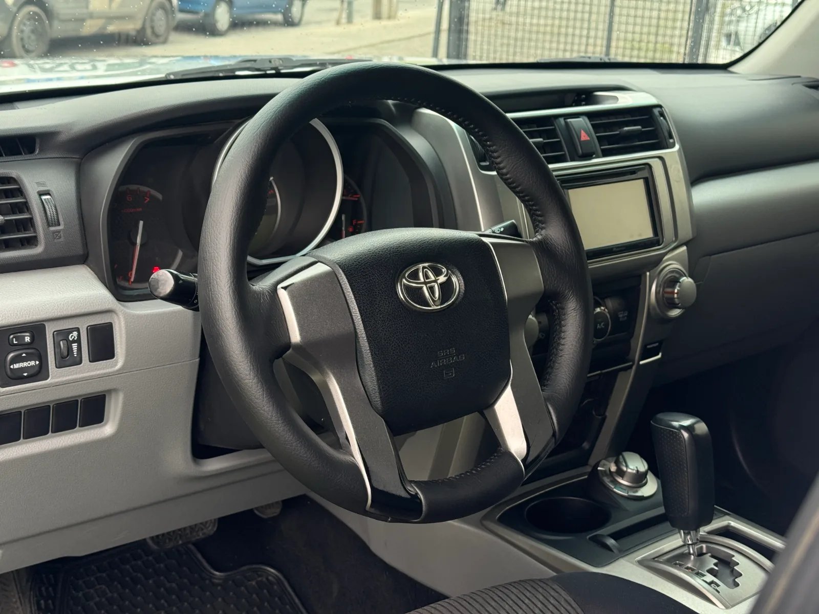 Toyota 4Runner SR5 2013 - Imagen 14 de 20