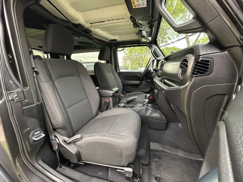 Jeep Wrangler JL Sport 2021 - Imagen 14 de 17