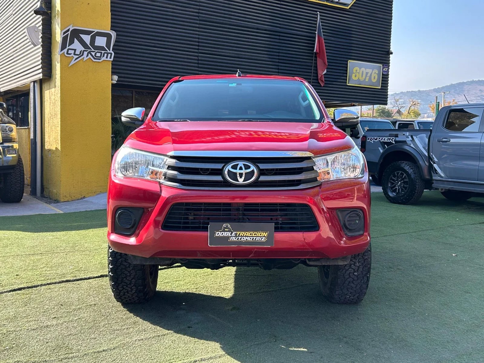 Toyota HI LUX D CAB 4X4 2.8 2019 - Foto 2 de 15