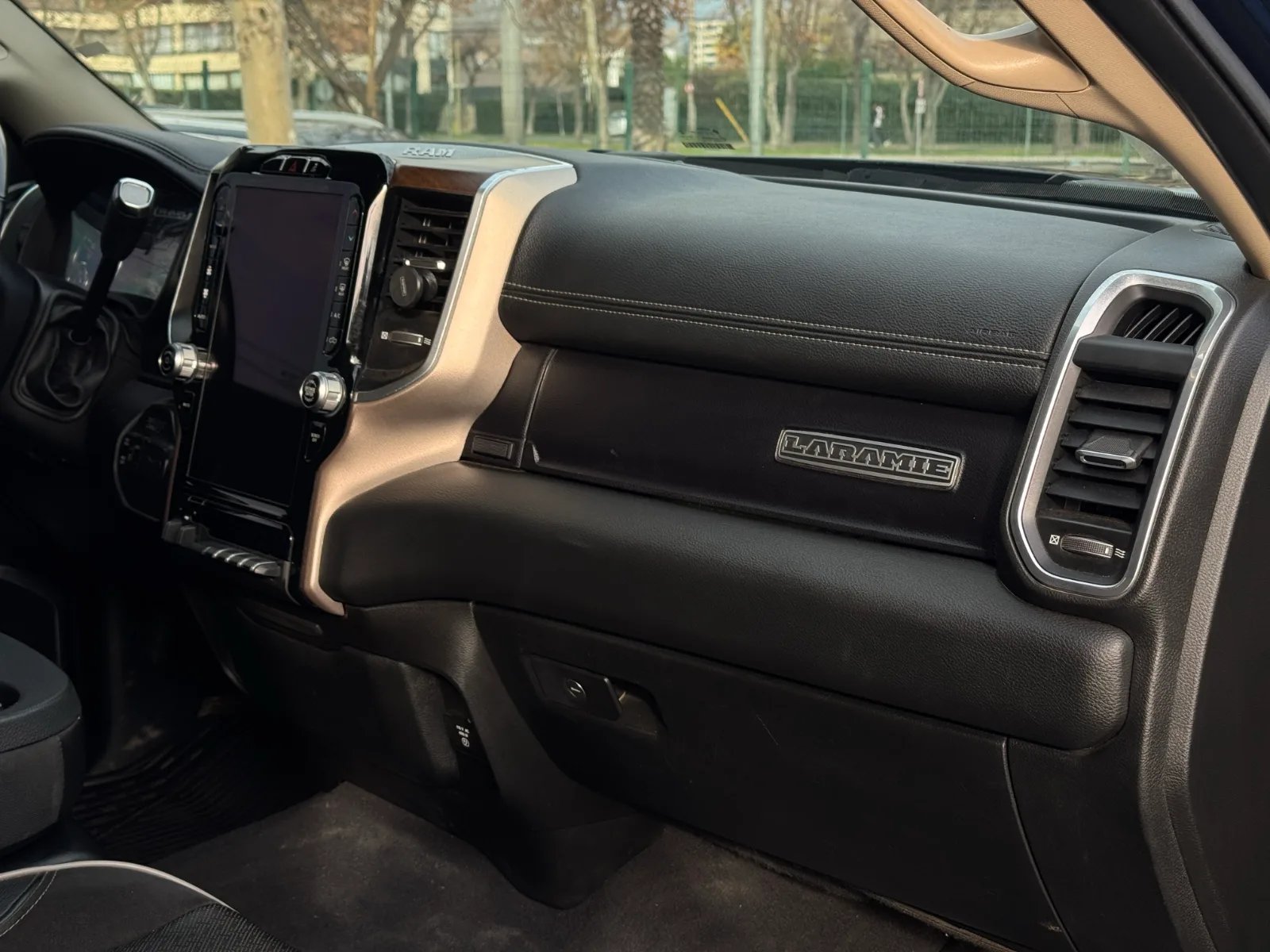 RAM 2500 Laramie 2022 - Imagen 18 de 20
