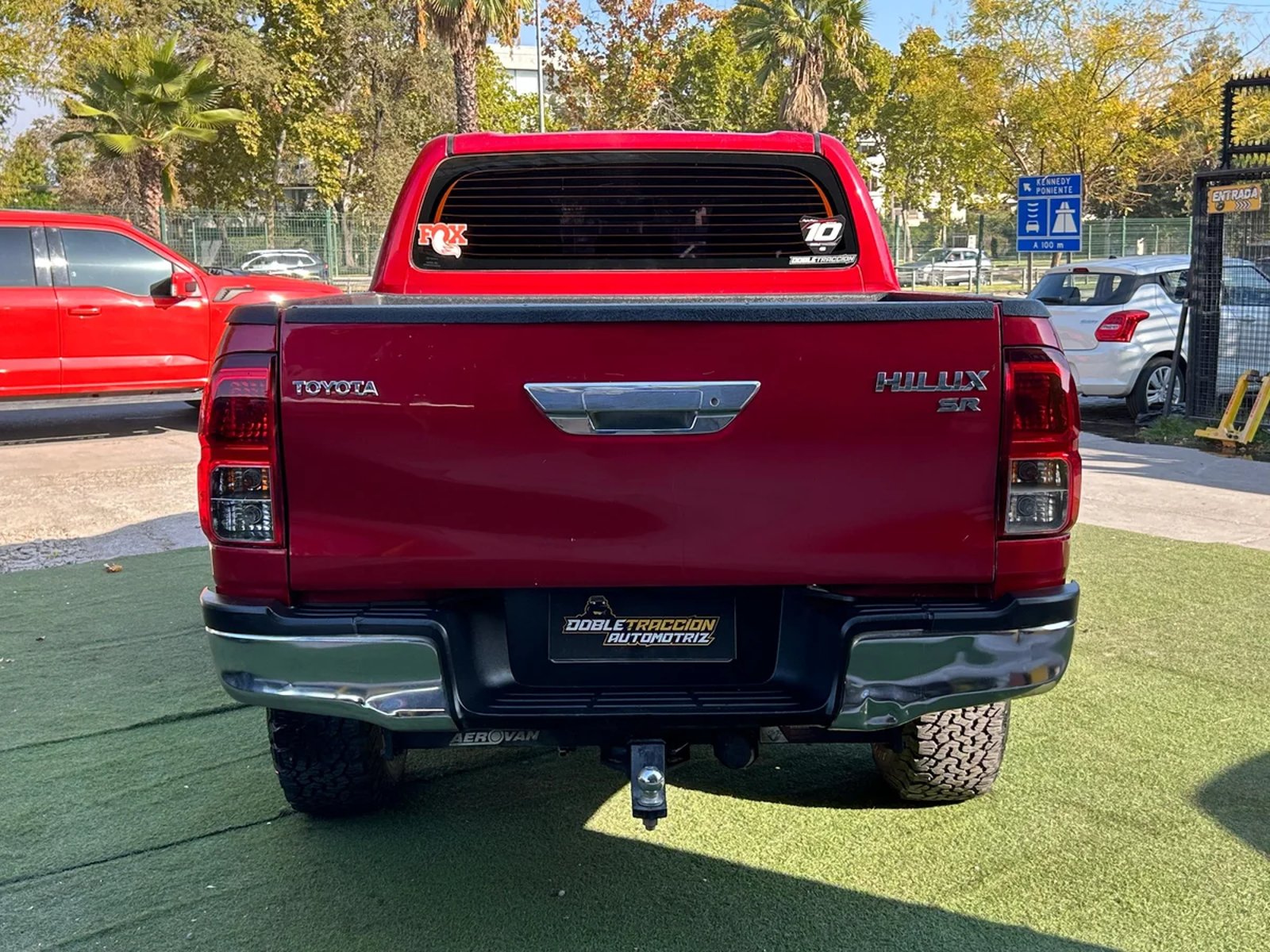 Toyota HI LUX D CAB 4X4 2.8 2019 - Imagen 7 de 15