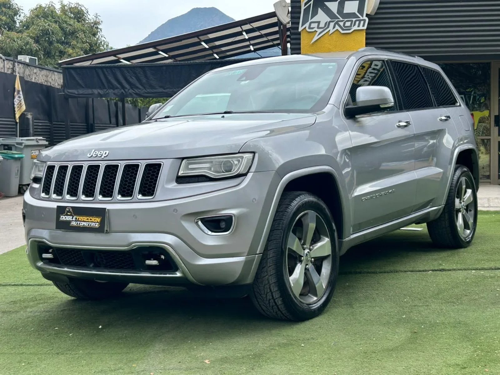 Jeep Cherokee Overland 2015 - Foto 2 de 16