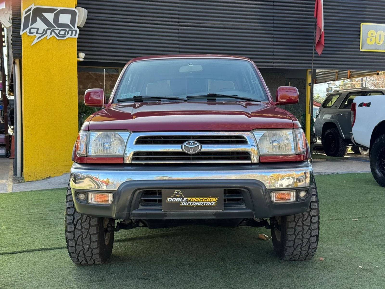 Toyota 4 RUNNER 2000 - Foto 2 de 15