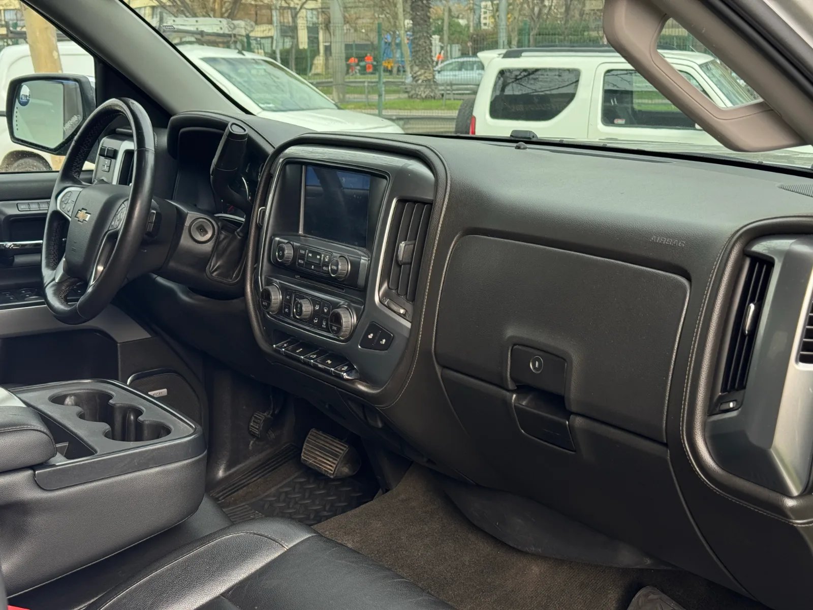 Chevrolet Silverado LTZ Z71 2015 - Imagen 17 de 19