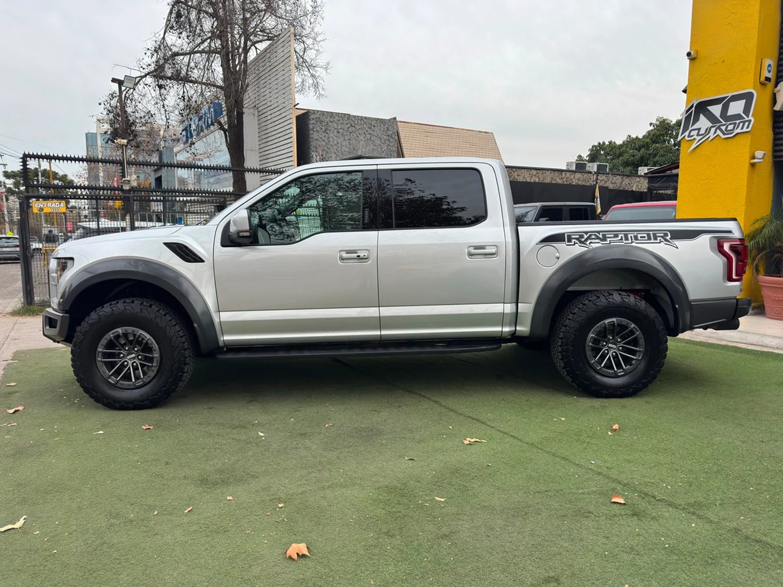 FORD F150 RAPTOR 4X4 DCAB 3.5 AUT 2019 - Imagen 4 de 15