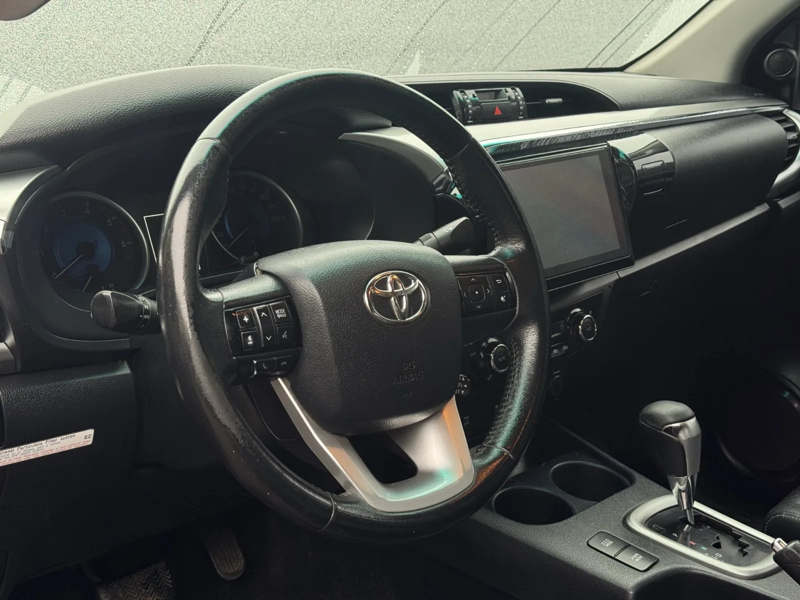Toyota Hilux SRV 2018 - Imagen 17 de 19